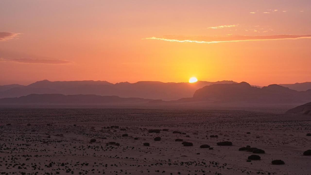 Hotel Sunrise Camp Wadi Rum Exterior foto